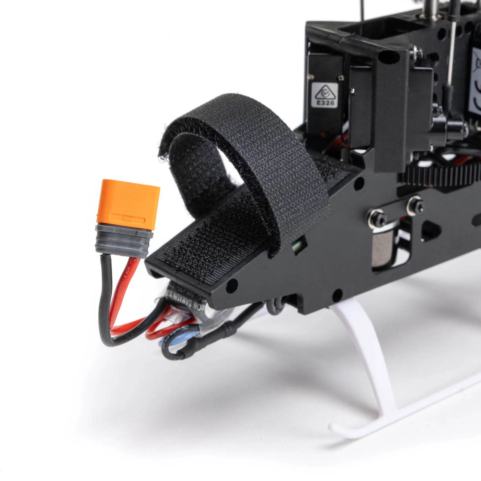 סוללה וחיבור — Revolution 155 CP RTF with SAFE
