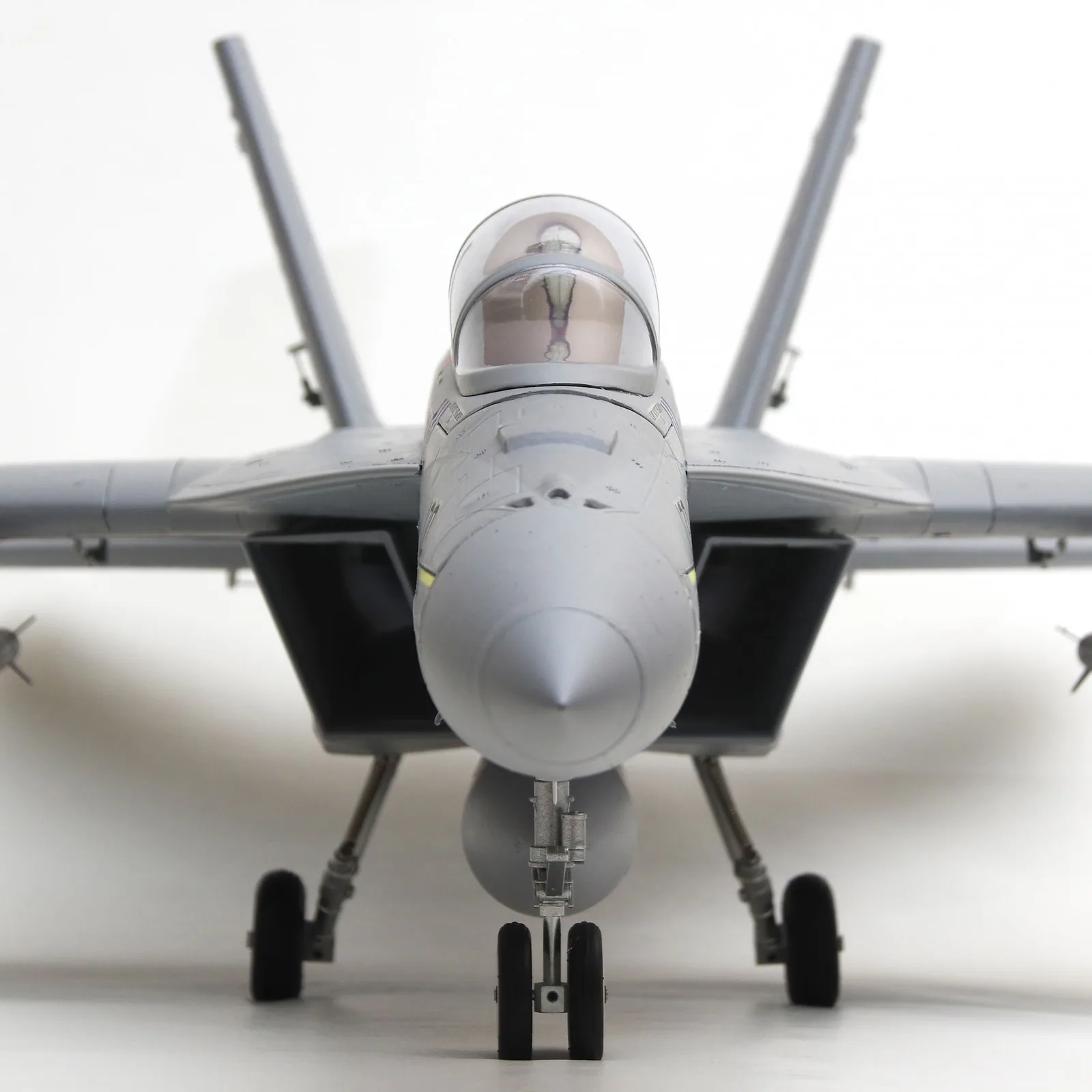 פרטים בקנה מידה — F-18F 70mm EDF Jet V2 PNP