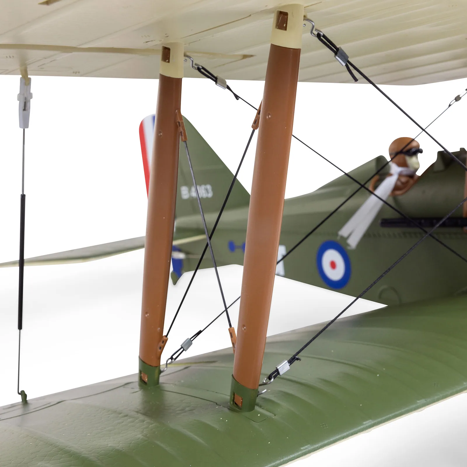 גוף וכנפיים — S.E.5a 900mm PNP
