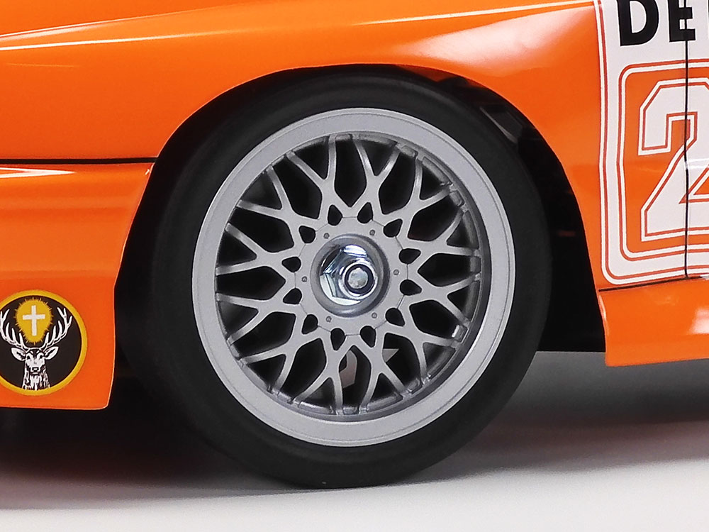 גלגלים וצמיגים — 1/10 1992 BMW M3 Sport EVO Jagermeister TT-02 4WD On-Road High Performance Racing Car Kit