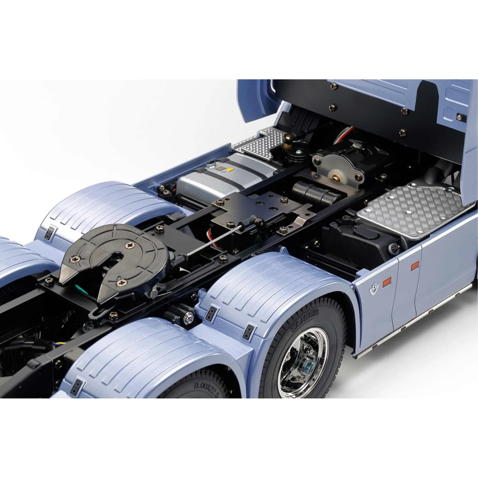שלדה — 1/14 Scania 770 S 6x4 Tractor Truck Kit